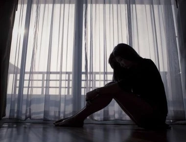 Κατάθλιψη: 5 τροφές που επιδεινώνουν τα συμπτώματα